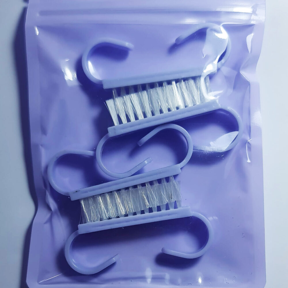 1 set de cuatro cepillos